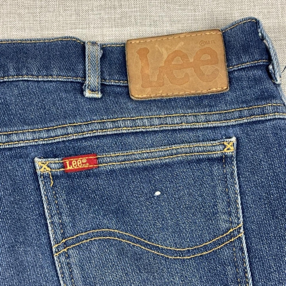 Vintage Lee Jeans Mens 44x30 Blue Made USA 65/35 Denim Straight Leg Union Made